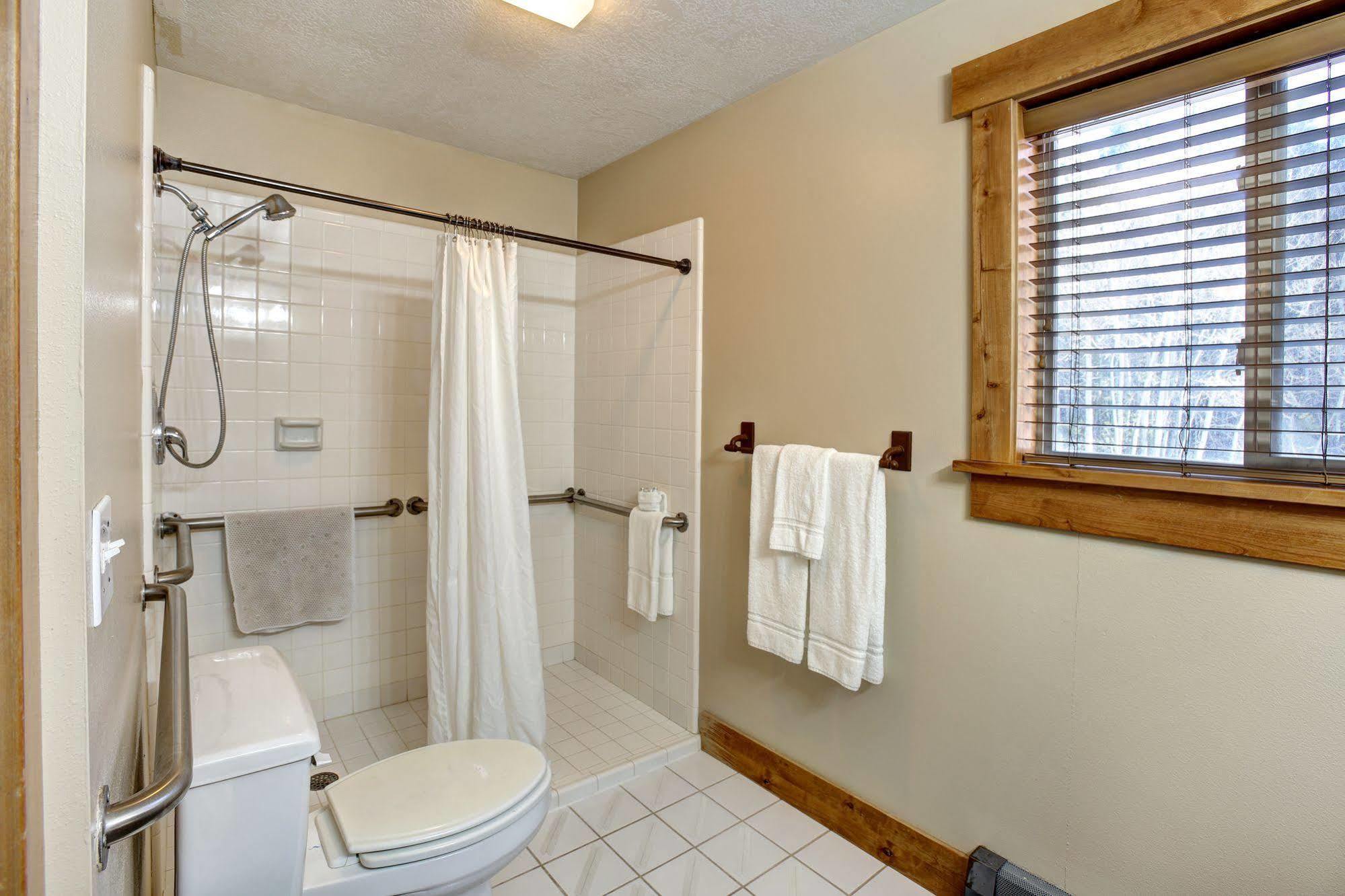 Beaver Creek Lodge Logan Exteriör bild